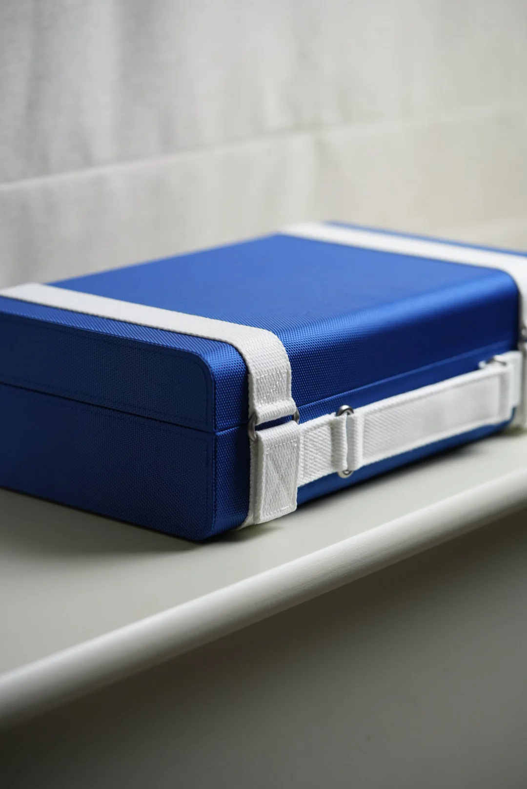 MoonSwatch Flight Case Blue - Image 8