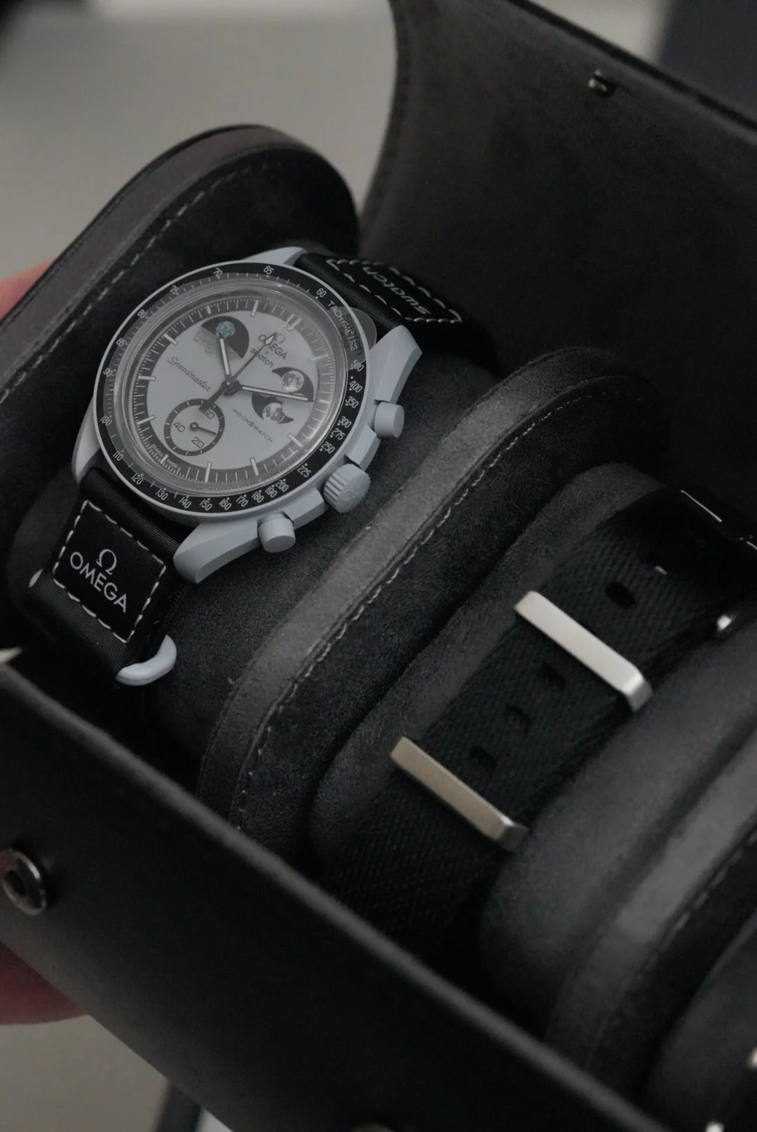 Earthphase MoonSwatch Travel Set - Image 5