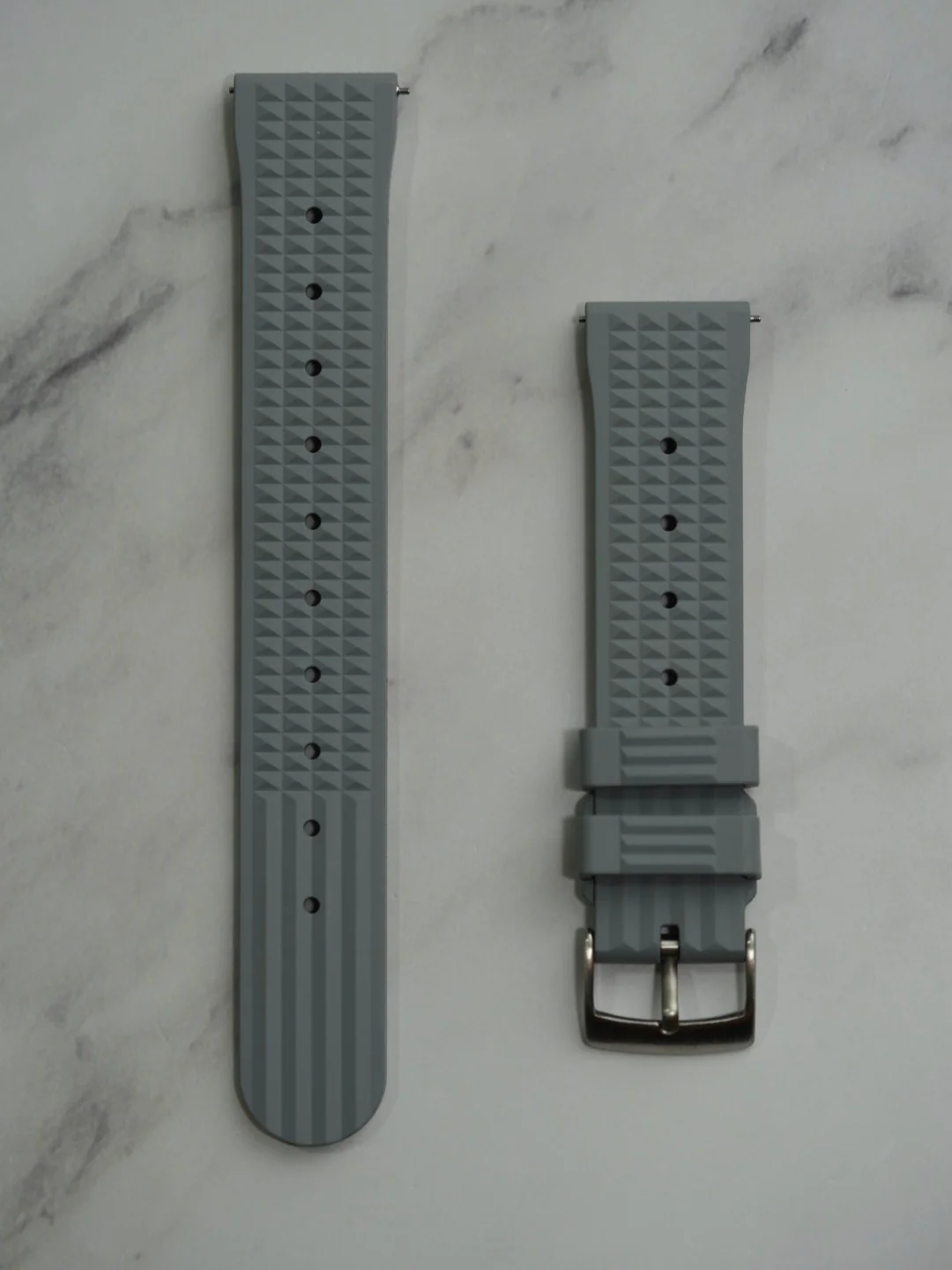 Rubber FKM Waffle Strap – 20mm to 22mm - Image 4