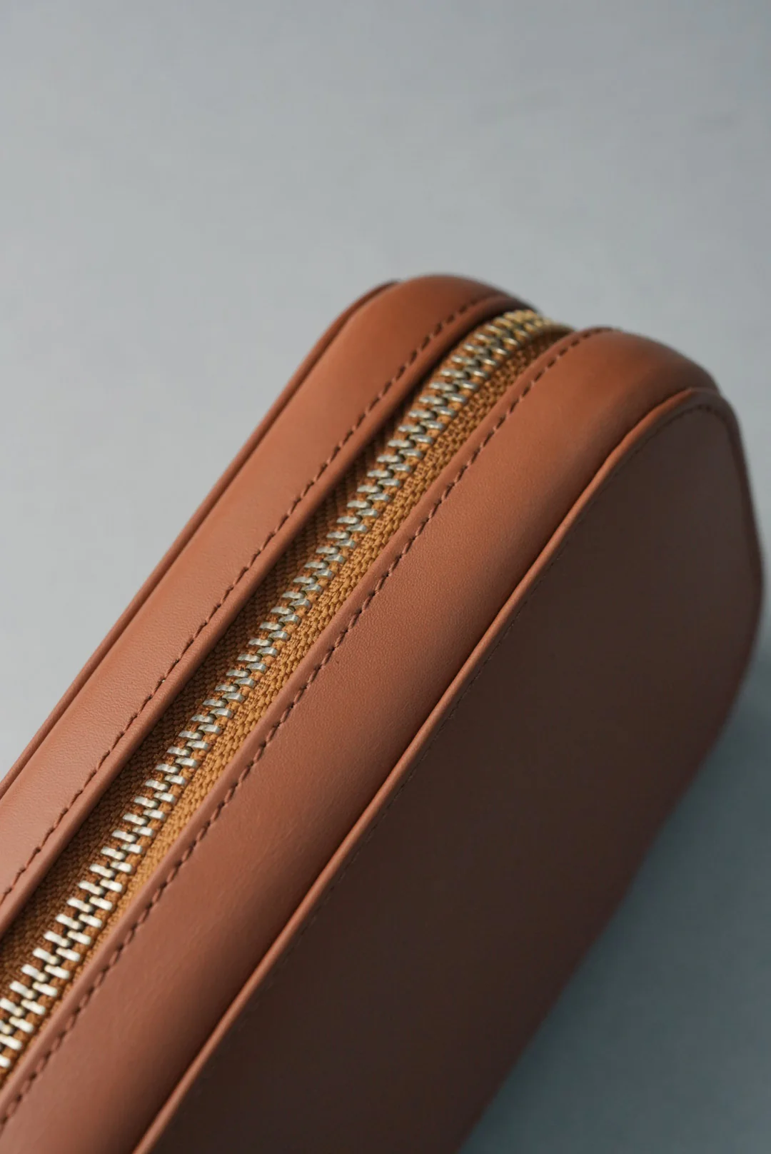 Leather Zip Pouch for Two Watches - Tan - Image 4