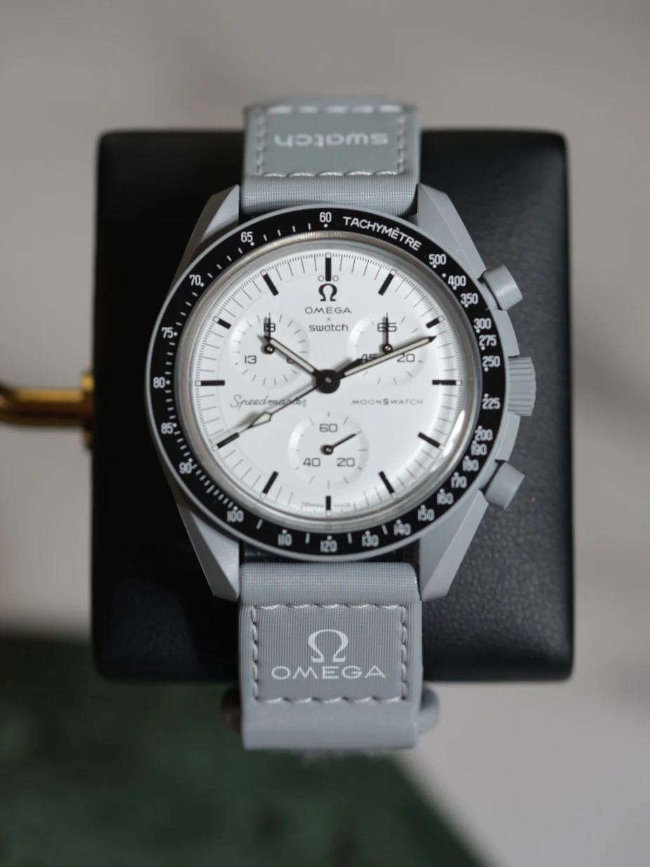Swatch x OMEGA MoonSwatch 1965 - Image 3