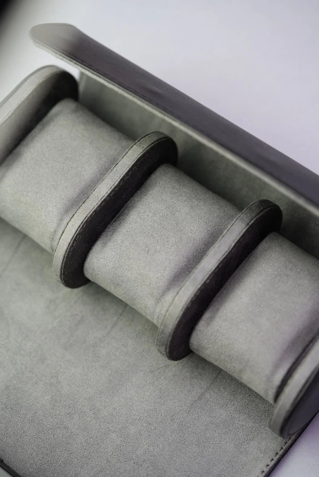 Earthphase MoonSwatch Travel Set - Image 10