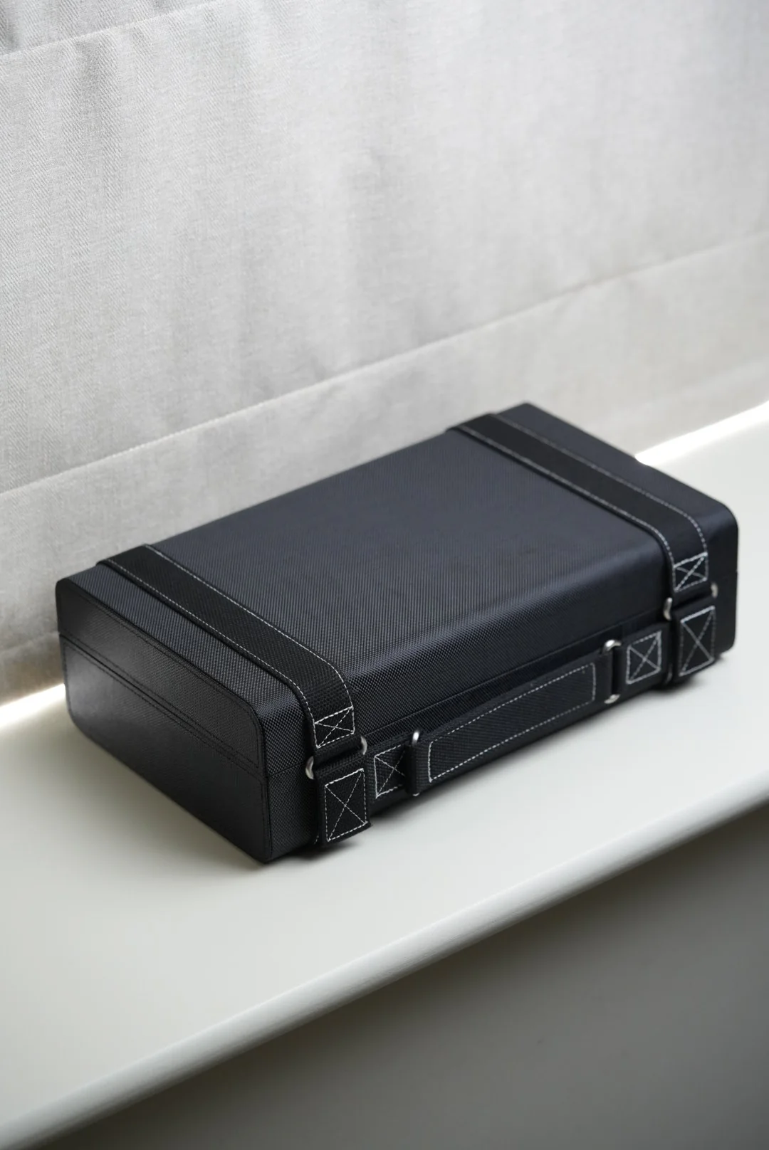 MoonSwatch Flight Case Black - Image 4