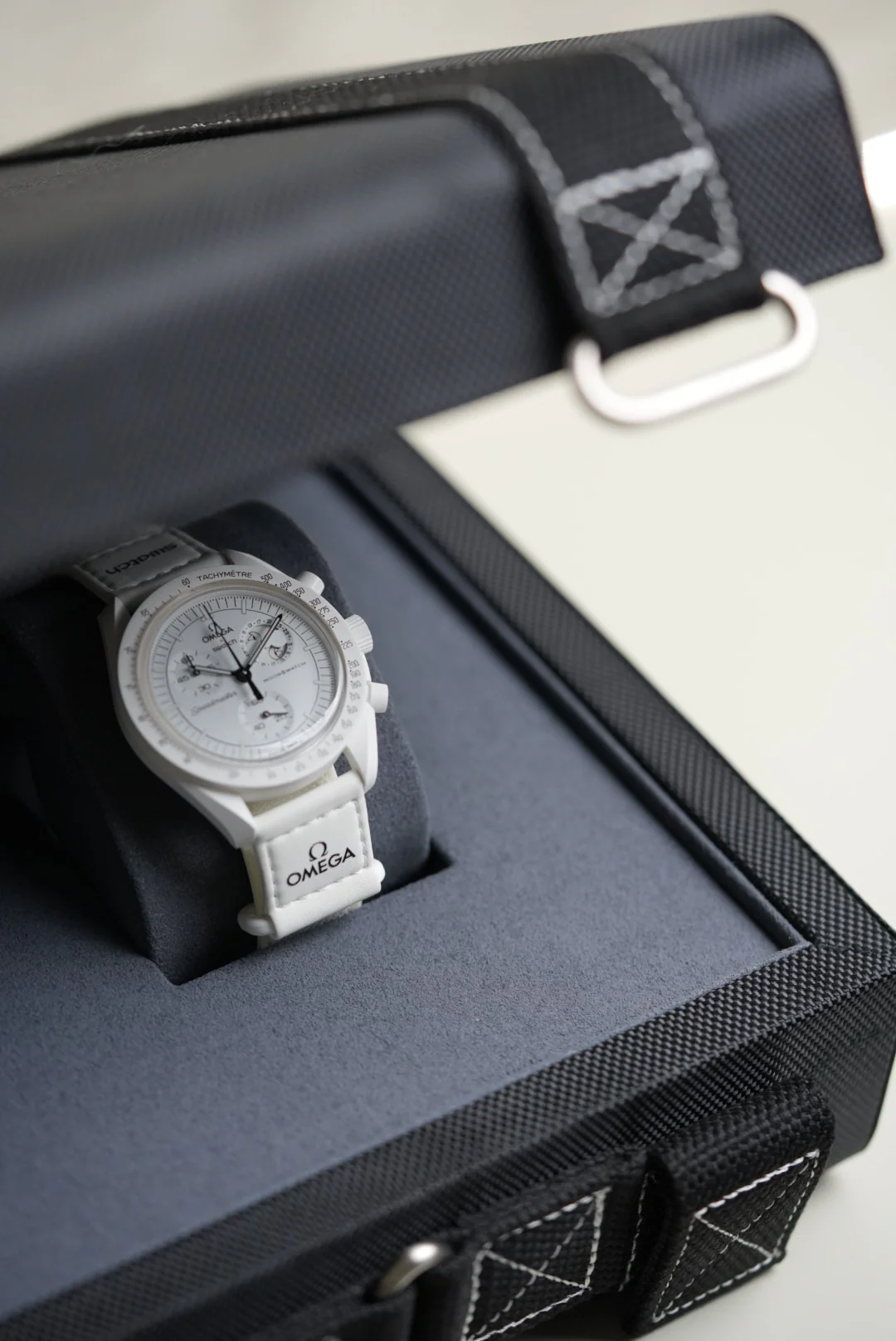 MoonSwatch Flight Case Black - Image 8