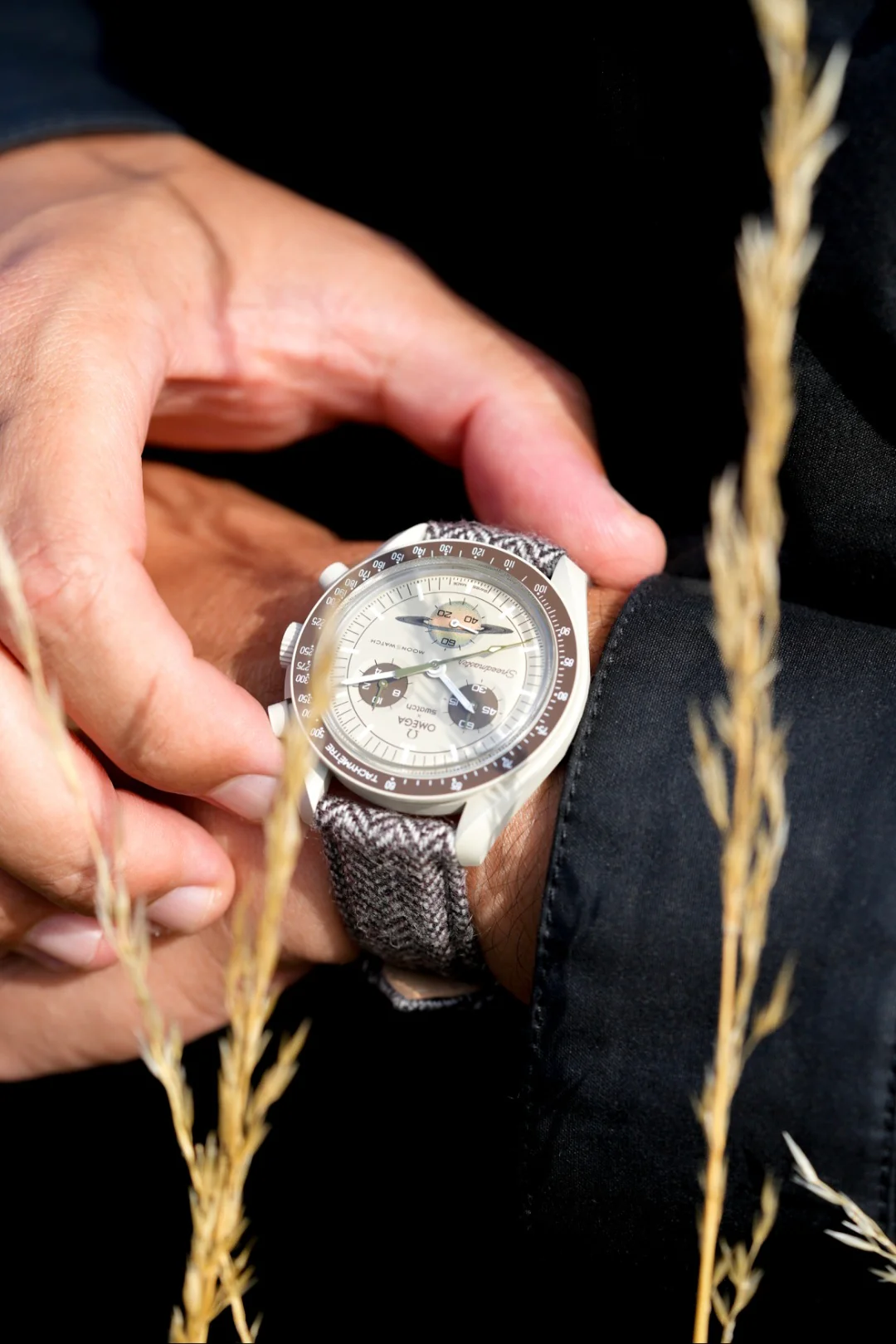 MoonSwatch Saturn Tweed Strap — Brown Herringbone - Image 7