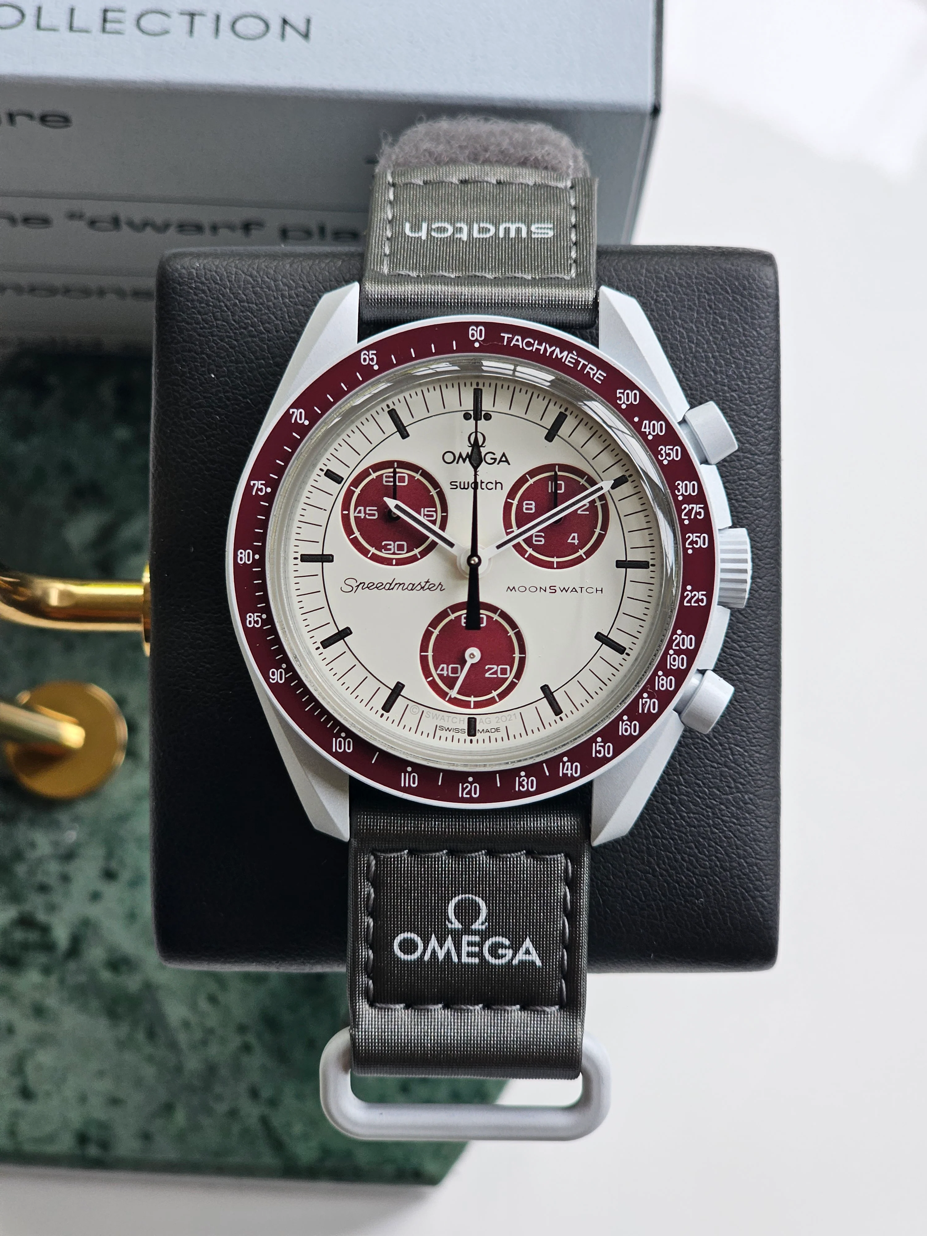 Swatch x OMEGA MoonSwatch Collection: Mission to Pluto - Image 11