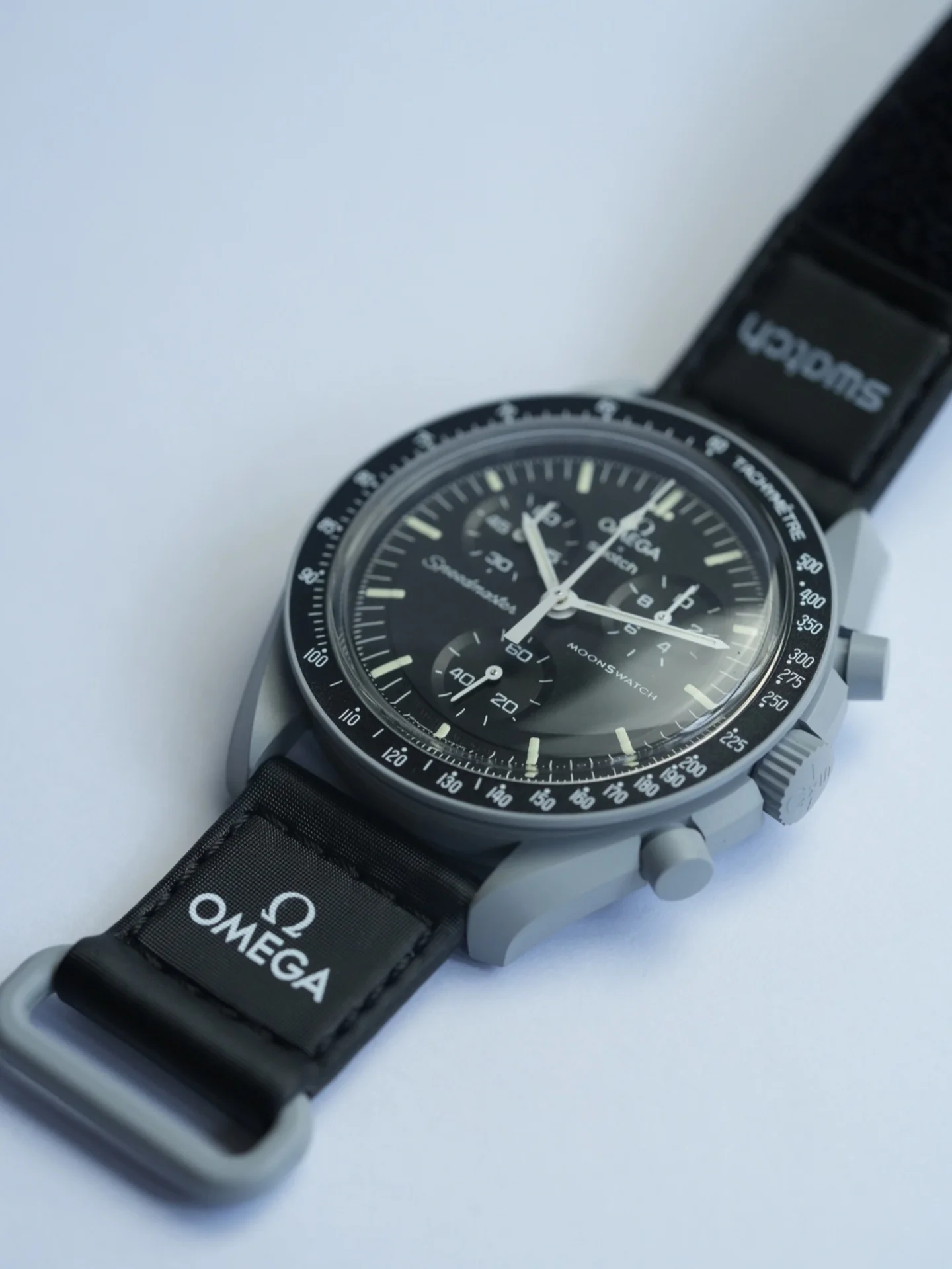 Swatch × OMEGA MoonSwatch: Mission to the Moon - Image 4