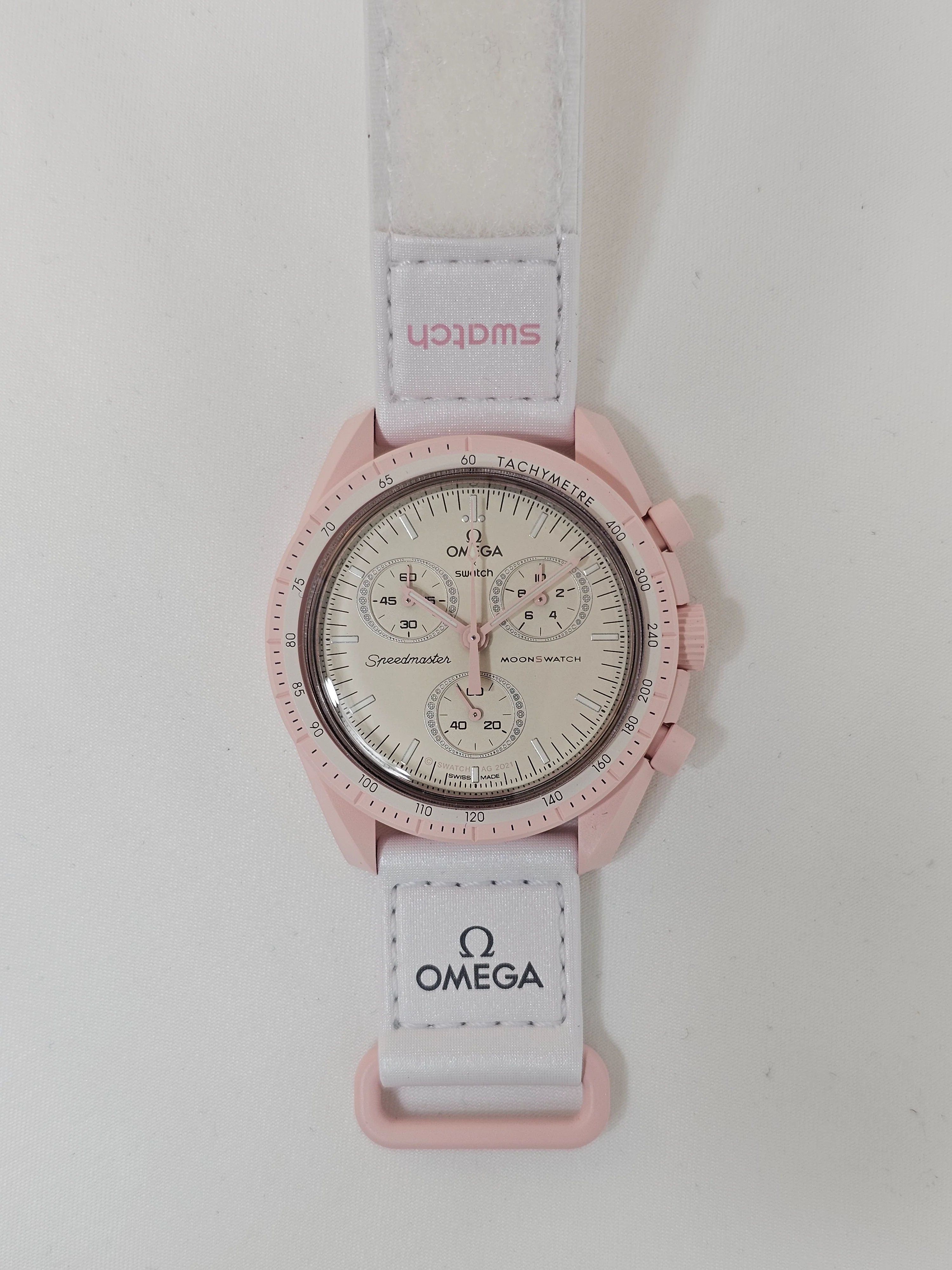 Swatch x OMEGA MoonSwatch Collection: Mission to Venus - Image 4