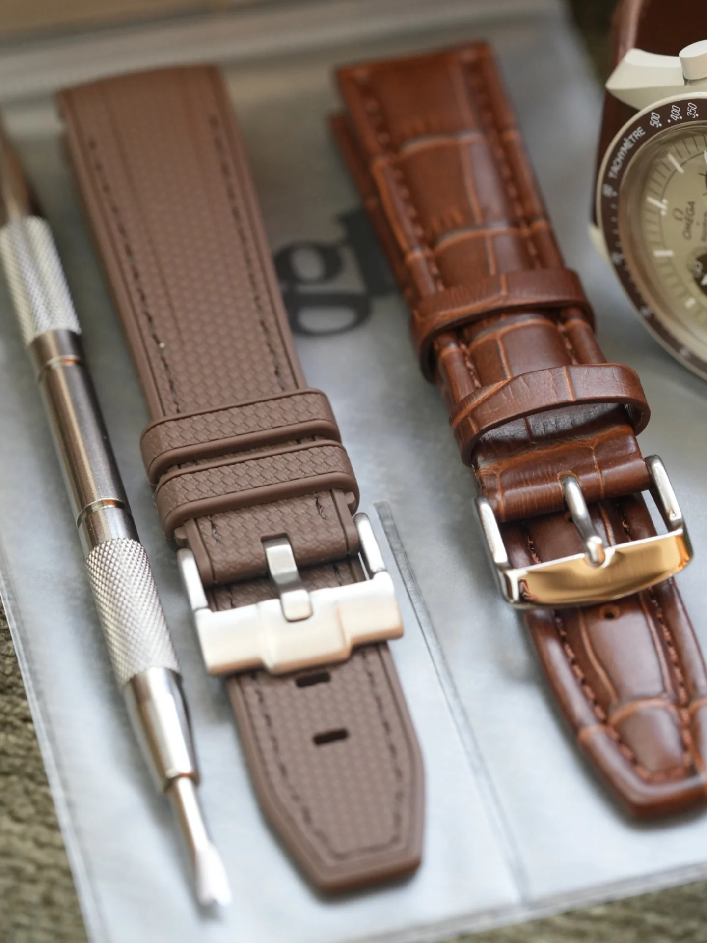 Swatch x OMEGA Mission To Saturn 'Flagship' Bundle - Image 7