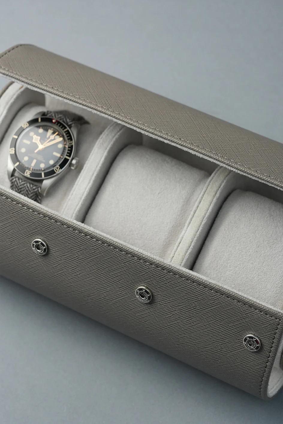 Travel Watch Roll Vegan Crosshatch Leather - Image 11