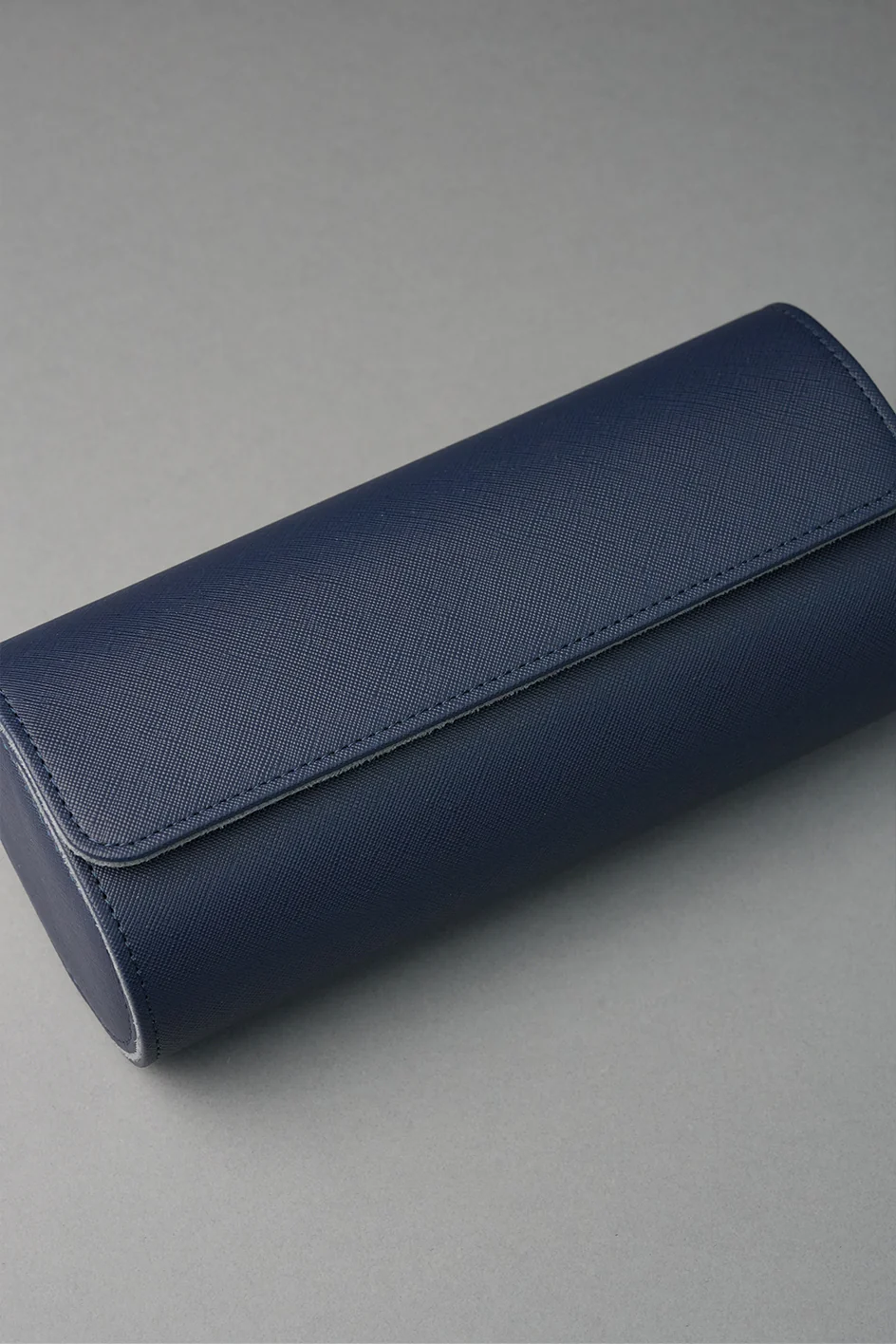 Travel Watch Roll Vegan Crosshatch Leather - Image 3