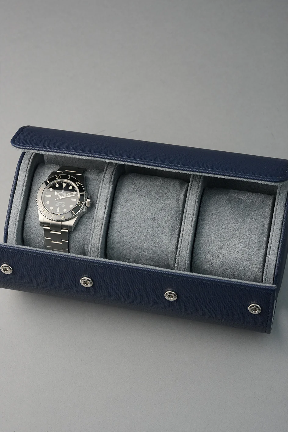 Travel Watch Roll Vegan Crosshatch Leather - Image 6