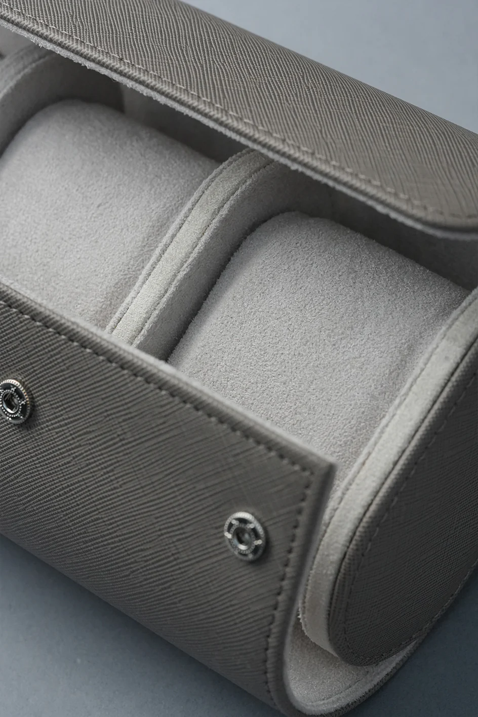 Travel Watch Roll Vegan Crosshatch Leather - Image 9