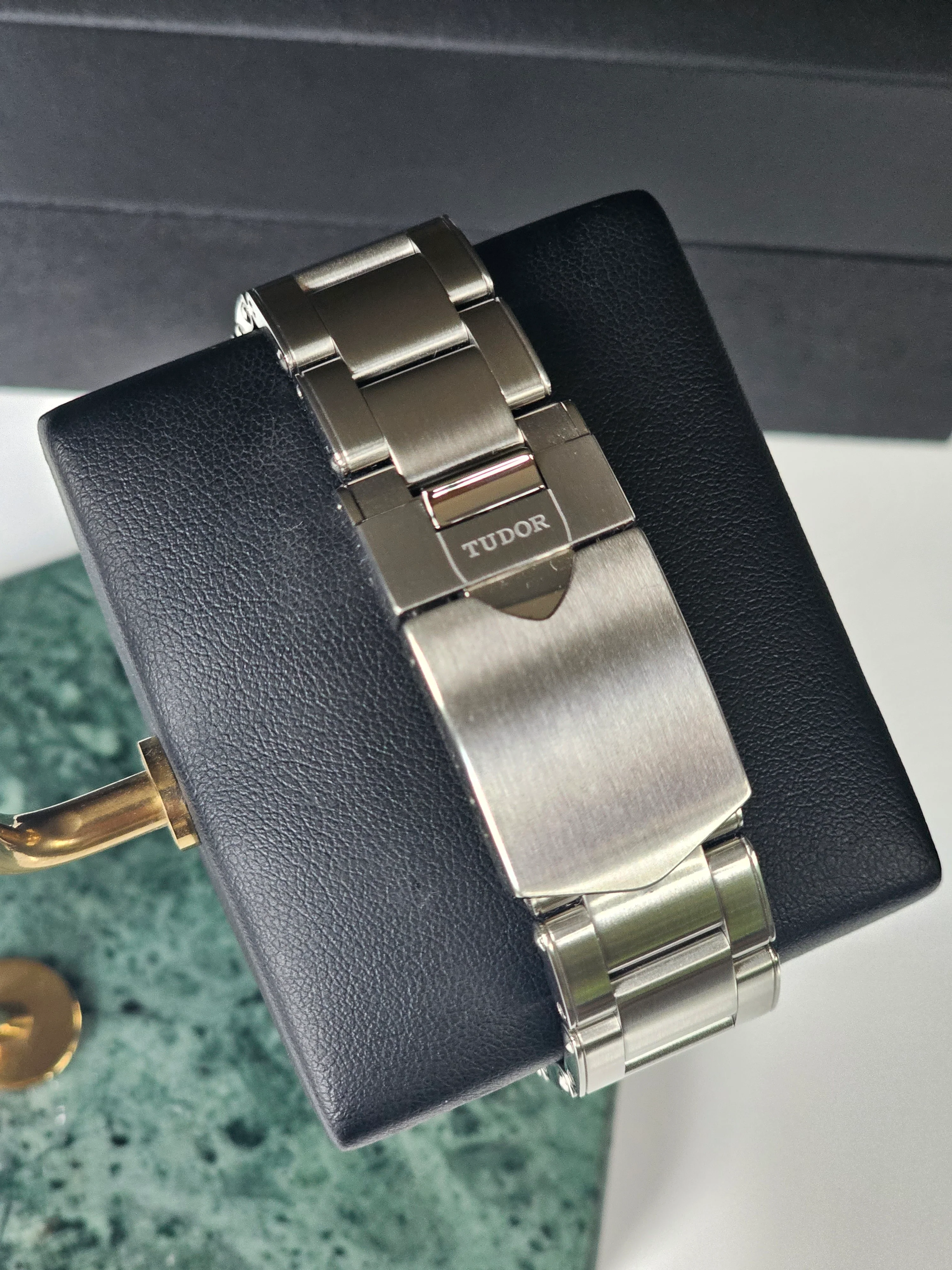 Tudor: Black Bay - Harrods Edition 41mm - Image 7
