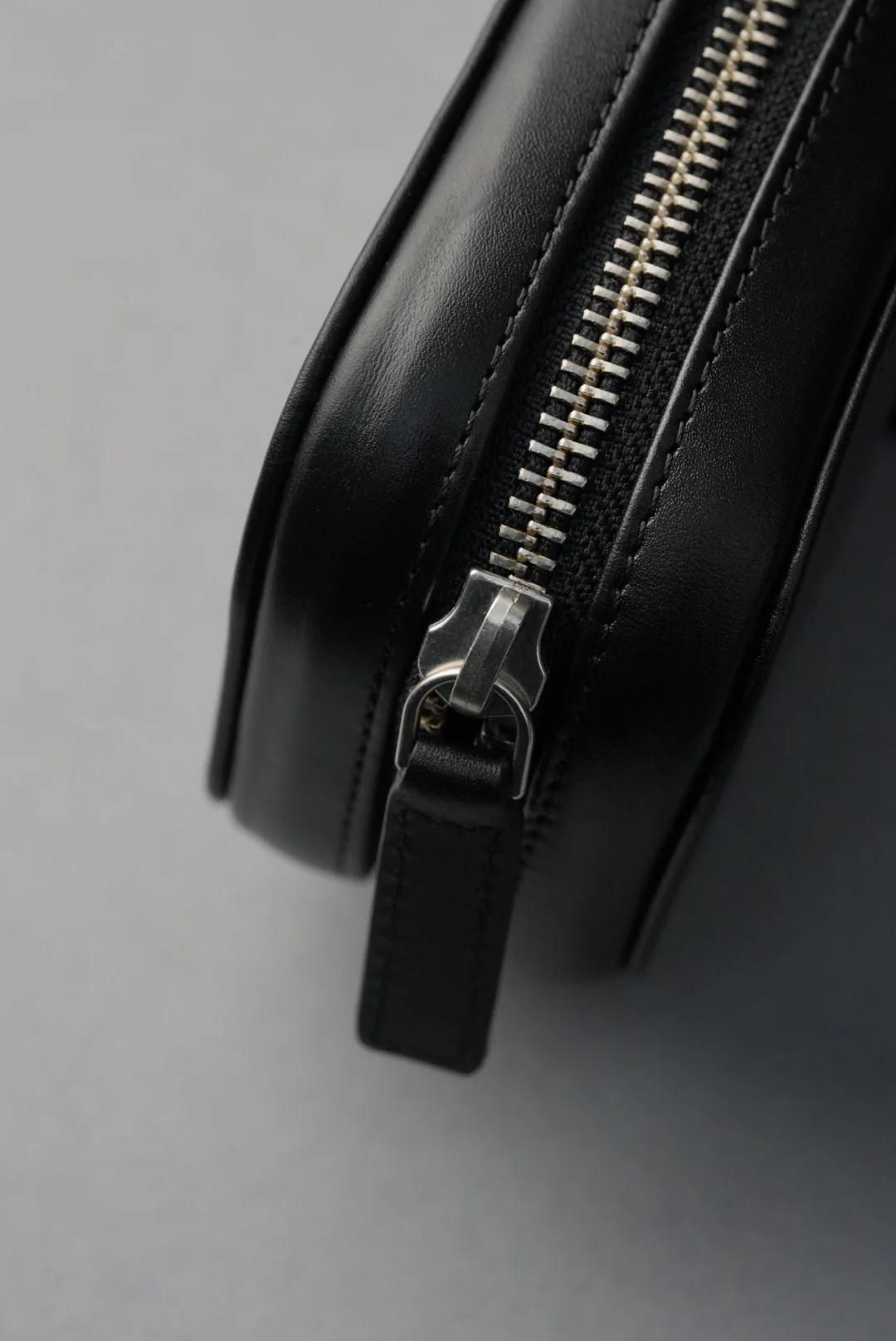 Leather Zip Pouch for Two Watches - Black - Image 3