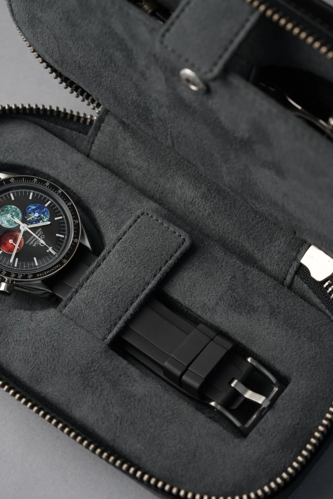 Leather Zip Pouch for Two Watches - Black - Image 5