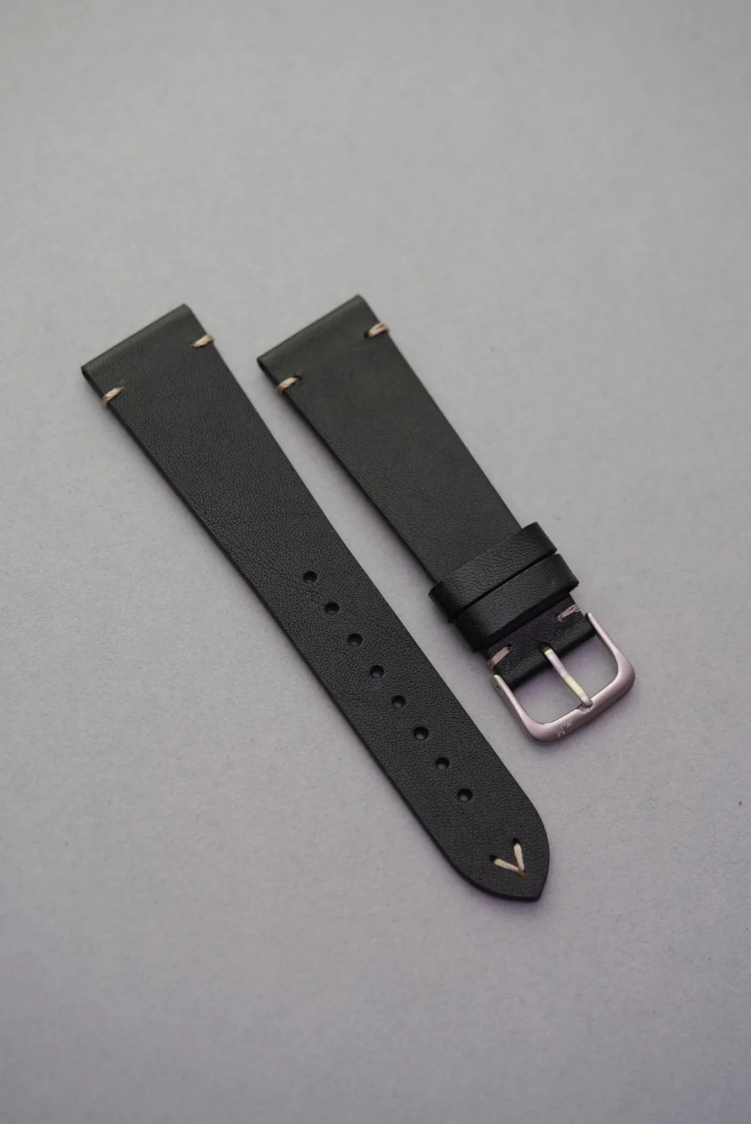 Vintage Lug Calfskin Leather Watch Strap – 18mm to 22mm - Image 3